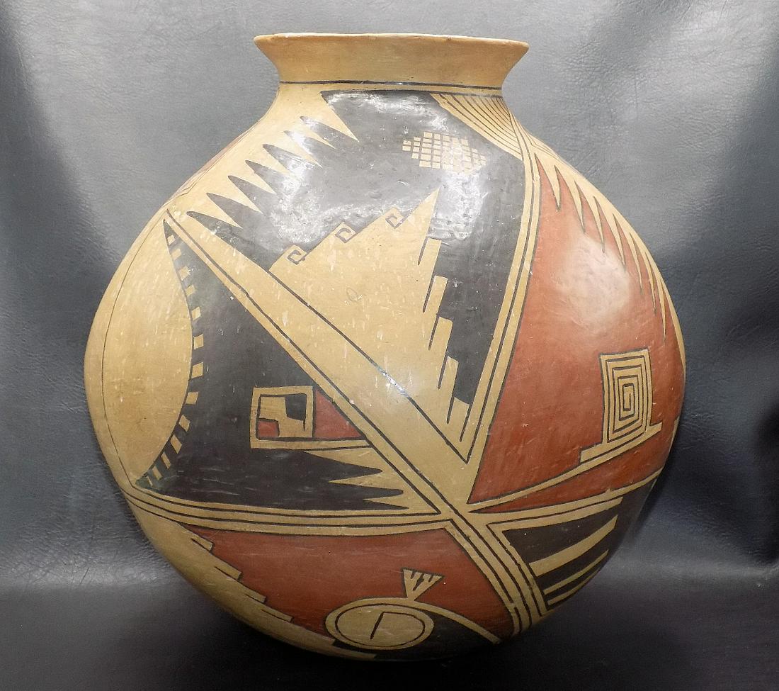 Vintage Artist Signed Southwest Decorated Olla Pottery (1 of 8)