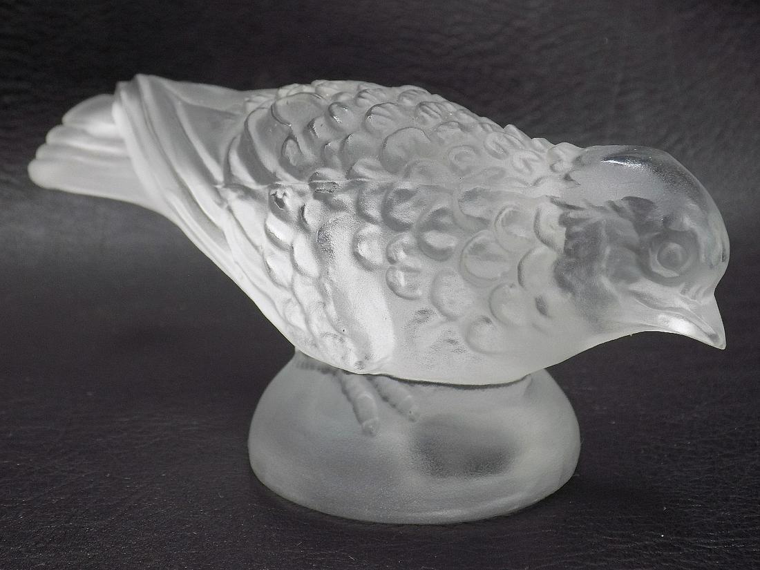 Densa Bohemian Czech Art Deco Art Glass Bird: Densa Bohemian Czech Art Deco Art Glass Bird. In very good original condition. Marked on bottom and paper label as shown in photo. 1 5/8 inches tall at tail. Base 1 3/4 wide