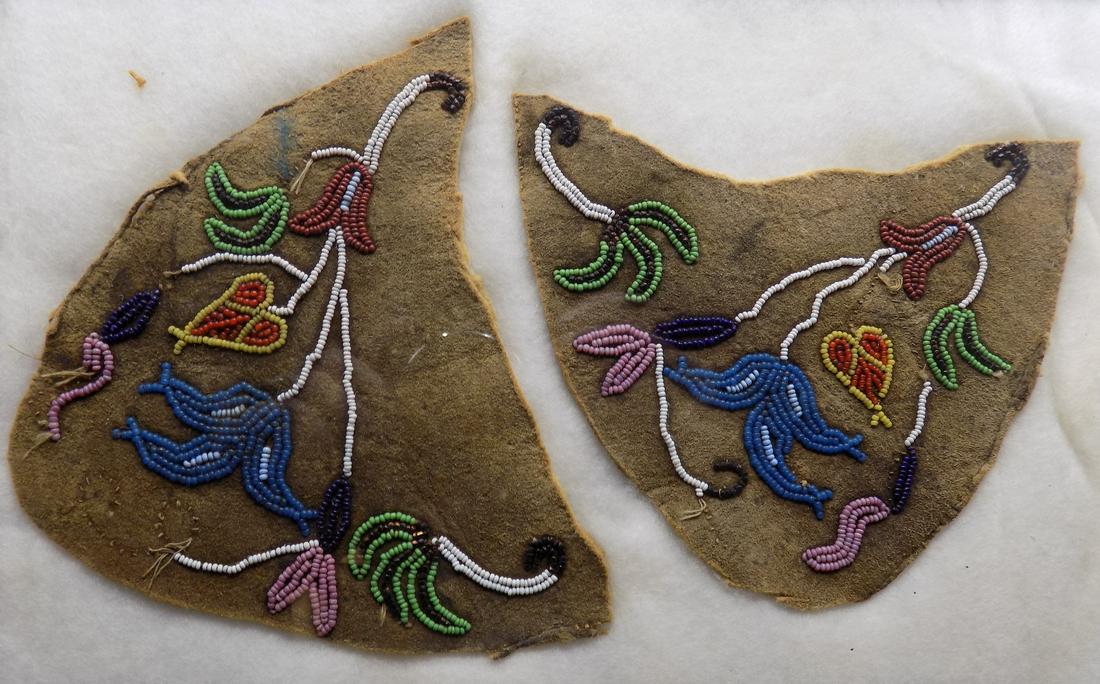 Vintage Native American Indian Sioux Beaded Moccasin Tops (1 of 3)