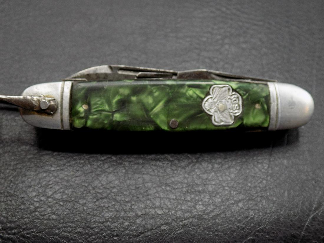 Fine Vintage ornate Girl Scout pocketknife. (1 of 5)