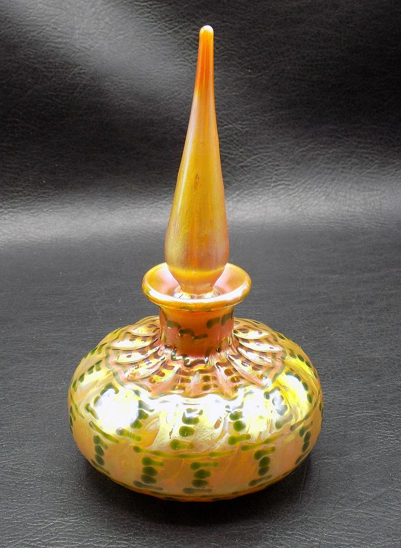 Beautiful vintage signed Lundberg art glass perfume bottle (1 of 10)