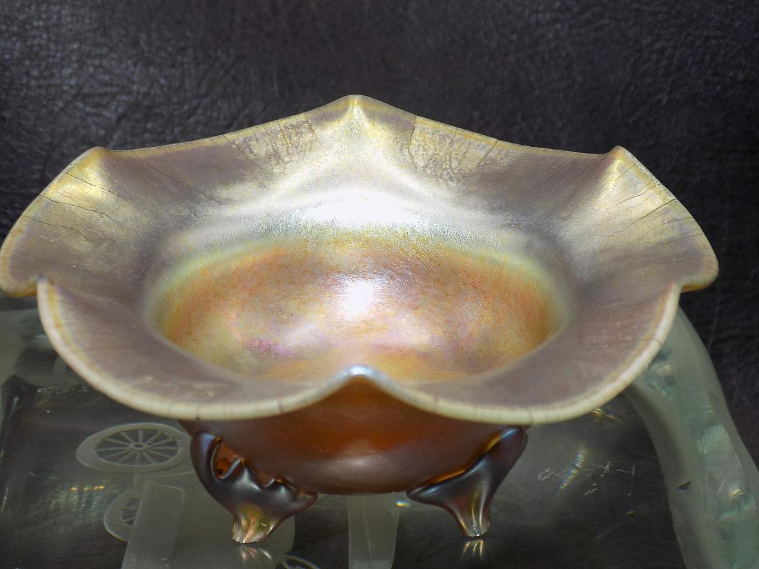 Beautiful vintage Steuben Aurene art glass footed salt (1 of 7)