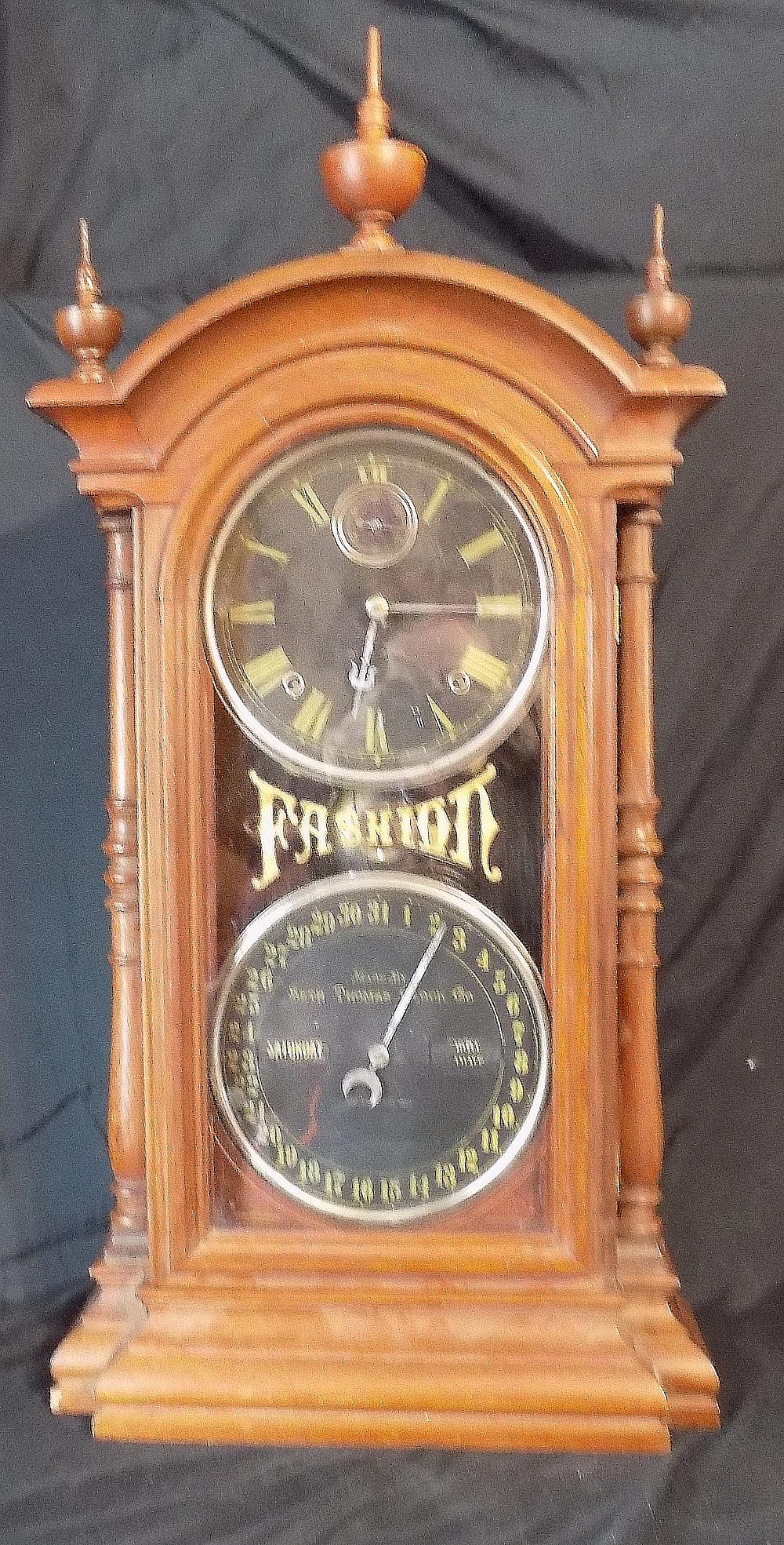 Antique Fashion Seth Thomas black double dial calendar clock (1 of 6)