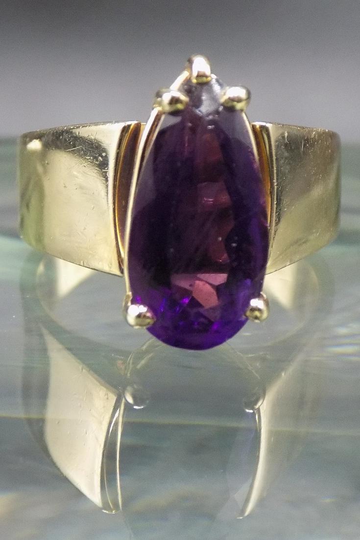 Beautiful 5 ct. amethyst 14k gold ring (1 of 6)