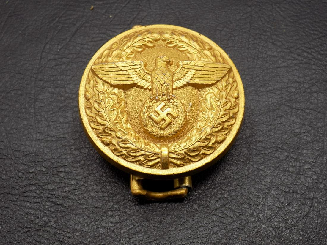 Vintage WWII German belt buckle (1 of 3)