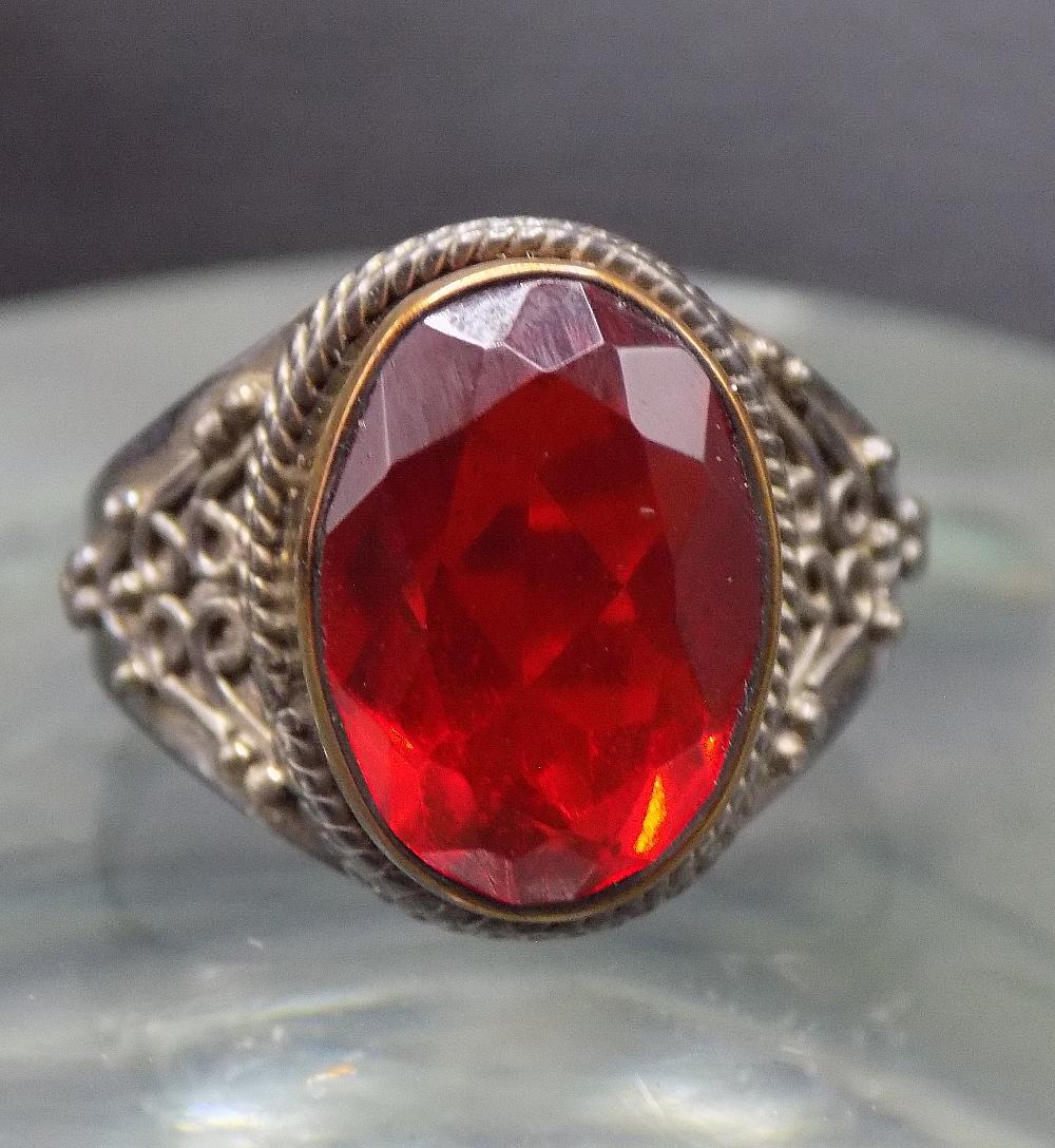 Beautiful 6 ct. ruby sterling ring. (1 of 5)