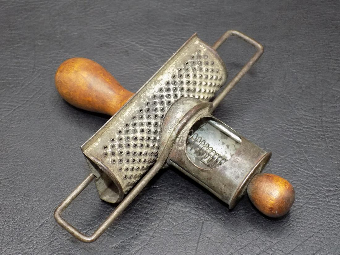 Antique Nutmeg grinder Patent 1891 (1 of 5)
