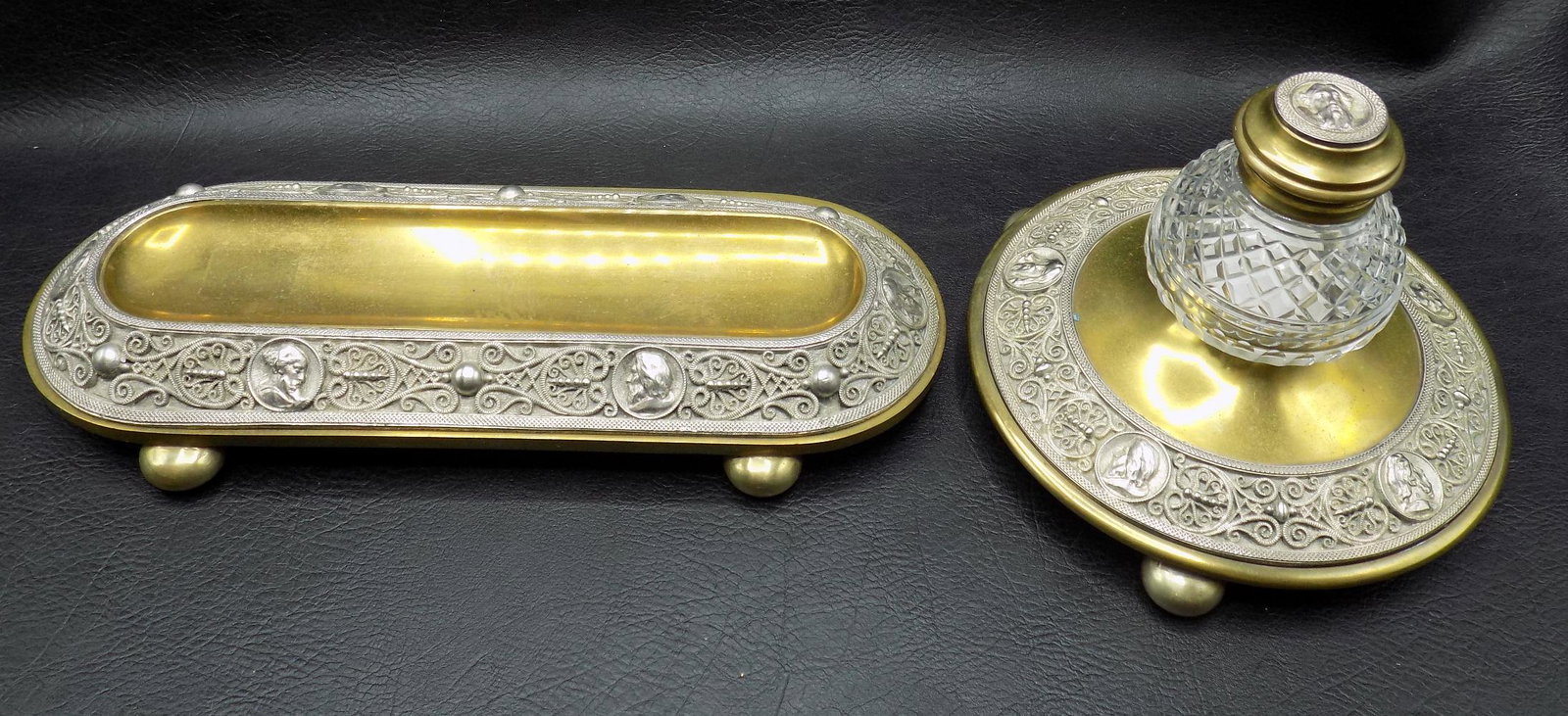 Fancy antique bronze decorated inkwell and pen holder: Fancy antique bronze decorated inkwell and pen holder. Elaborated decorated. Great quality and detail. No markings. In very good original as found condition. Original patina. Holder 9 ¼ long x 3 