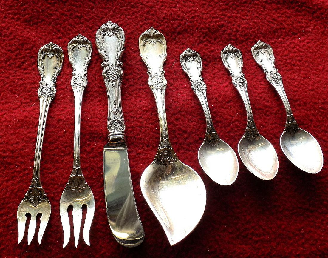 Seven different vintage Reed and Barton Burgundy sterling silver serving pieces: Seven different vintage Reed and Barton Burgundy sterling silver serving pieces. No monogram. Great quality and detail. In very good original as found condition. Marked sterling as shown in photo. But