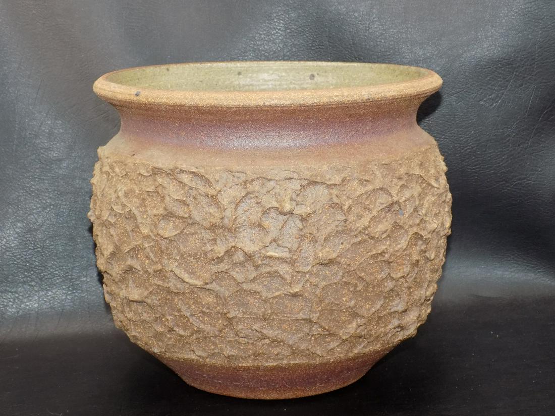 Vintage Robert Maxwell art pottery vase: Vintage Robert Maxwell art pottery vase. Brown stoneware California Studios. Textured interior. Glazed fluted rim. Great quality and detail. 7 ½ tall x 8 ¼ inches at top rim