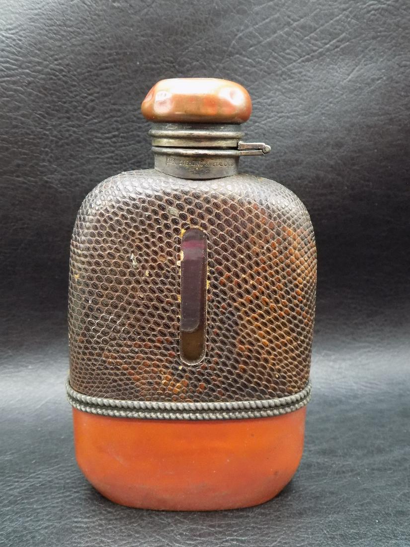 Unusual vintage  pocket flask. (1 of 11)