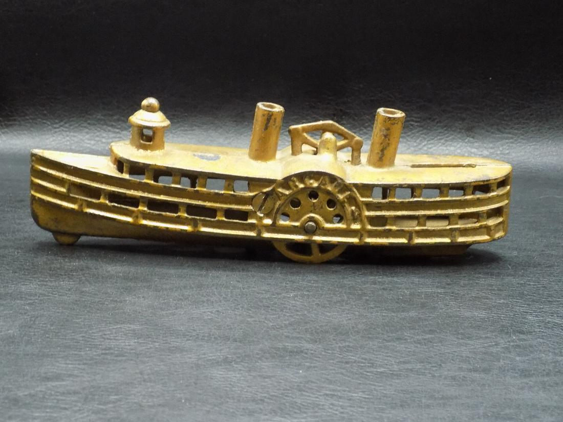 Great antique cast iron Arcade toy paddle wheel boat (1 of 11)