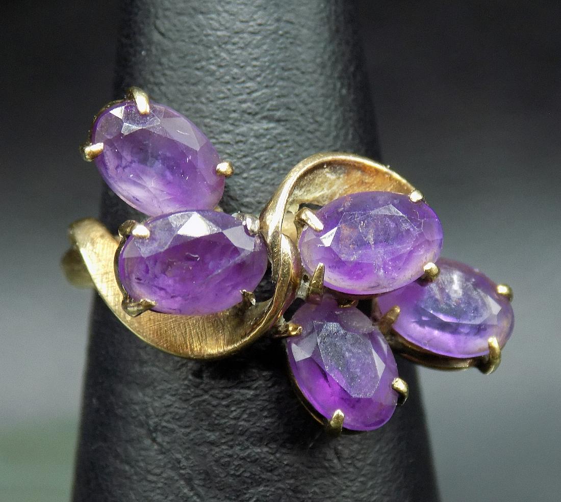 Beautiful amethyst 14k gold ring. (1 of 4)