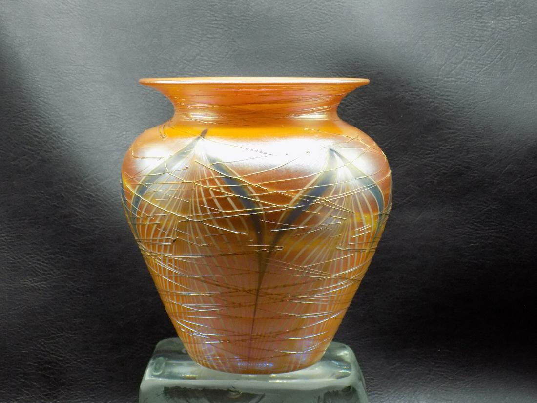 Nicely decorated vintage threaded Durand feather pulled  art glass vase (1 of 13)