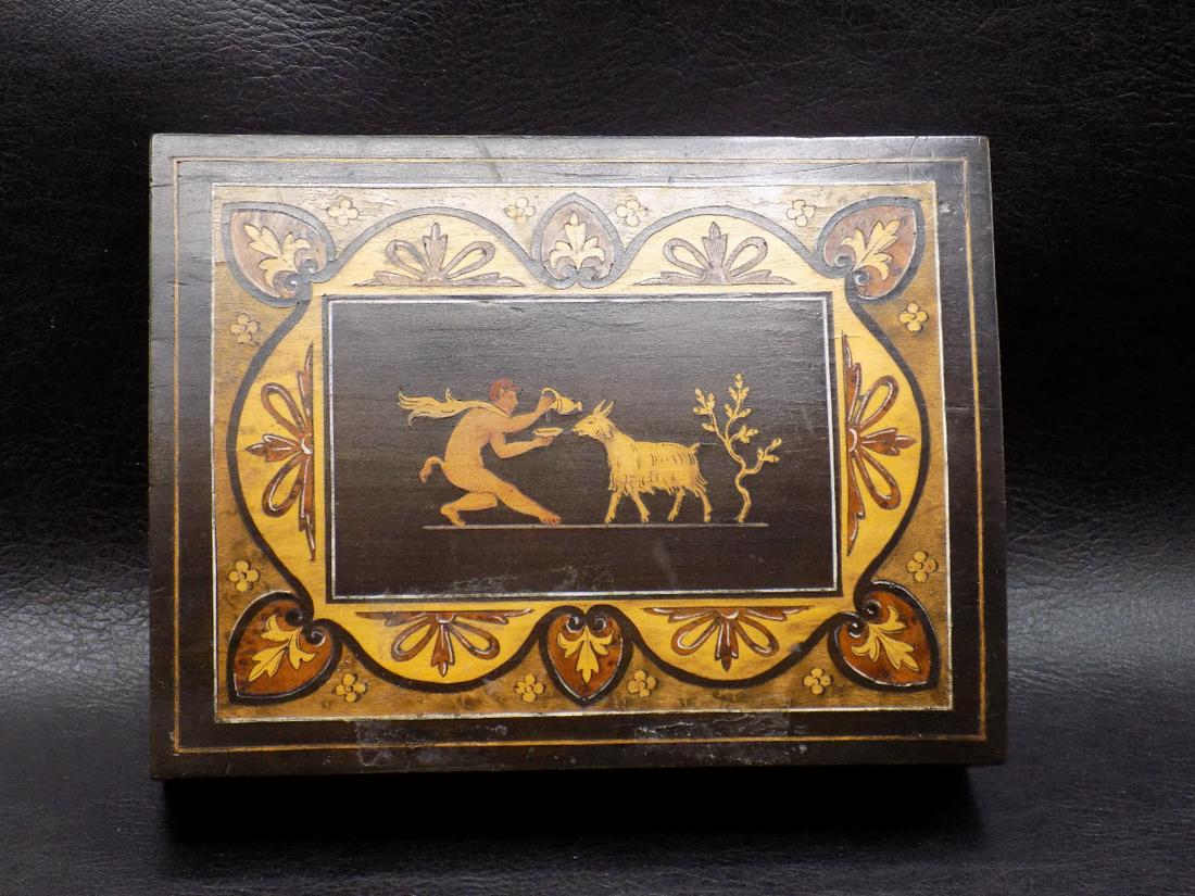 Very fine antique inlaid box (1 of 13)