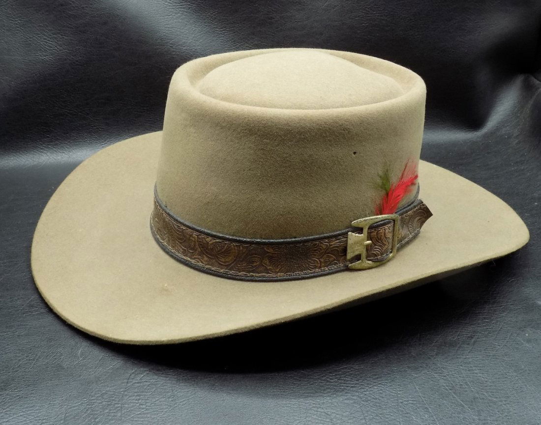 Nice Stetson cowboy hat (1 of 6)