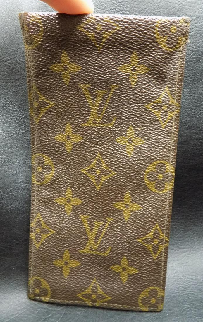 Vintage Louis Vuitton eye glass bag: Vintage Louis Vuitton eye glass bag. Great quality and detail. Please see photos for condition. 7 by 3 ½ inches