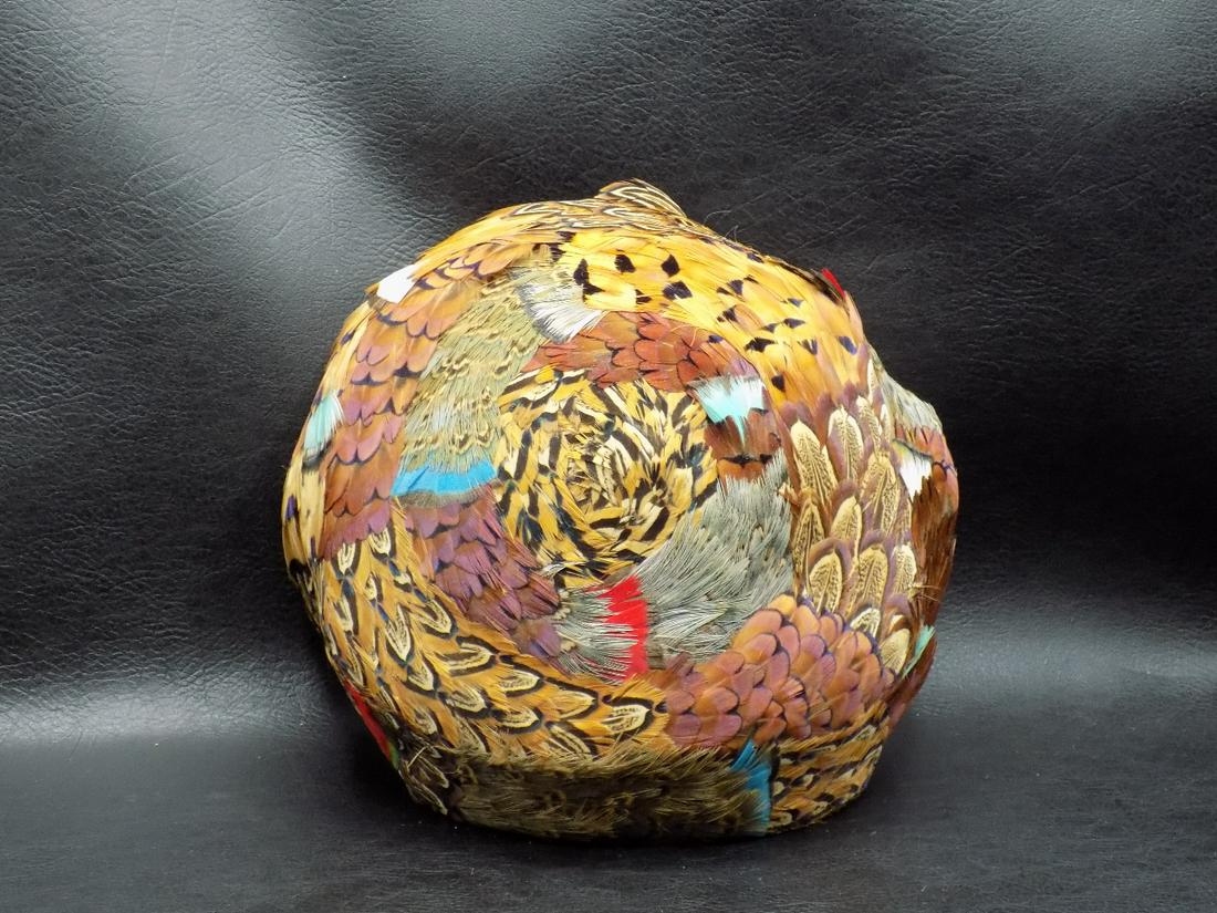 Great vintage Beresford roaring twenties feather hat: Great vintage Beresford roaring twenties feather hat. Beautiful real feathers. Great quality and detail. Label on inside as shown in photos. 7 inches from front to back. 7 inches wide