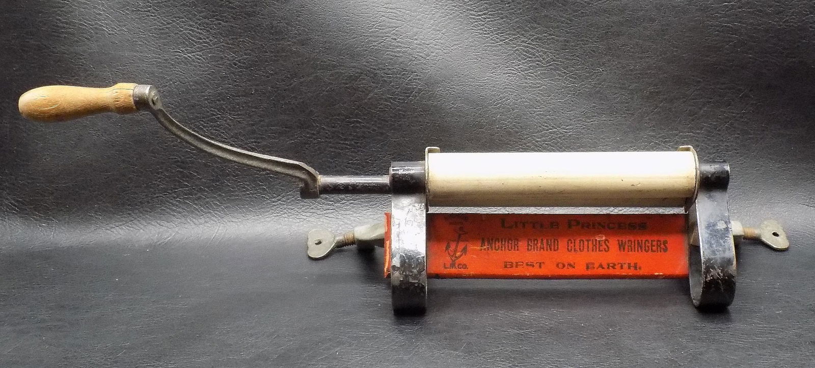 Fabulous antique advertising saleman sample store display for model wringer (1 of 5)