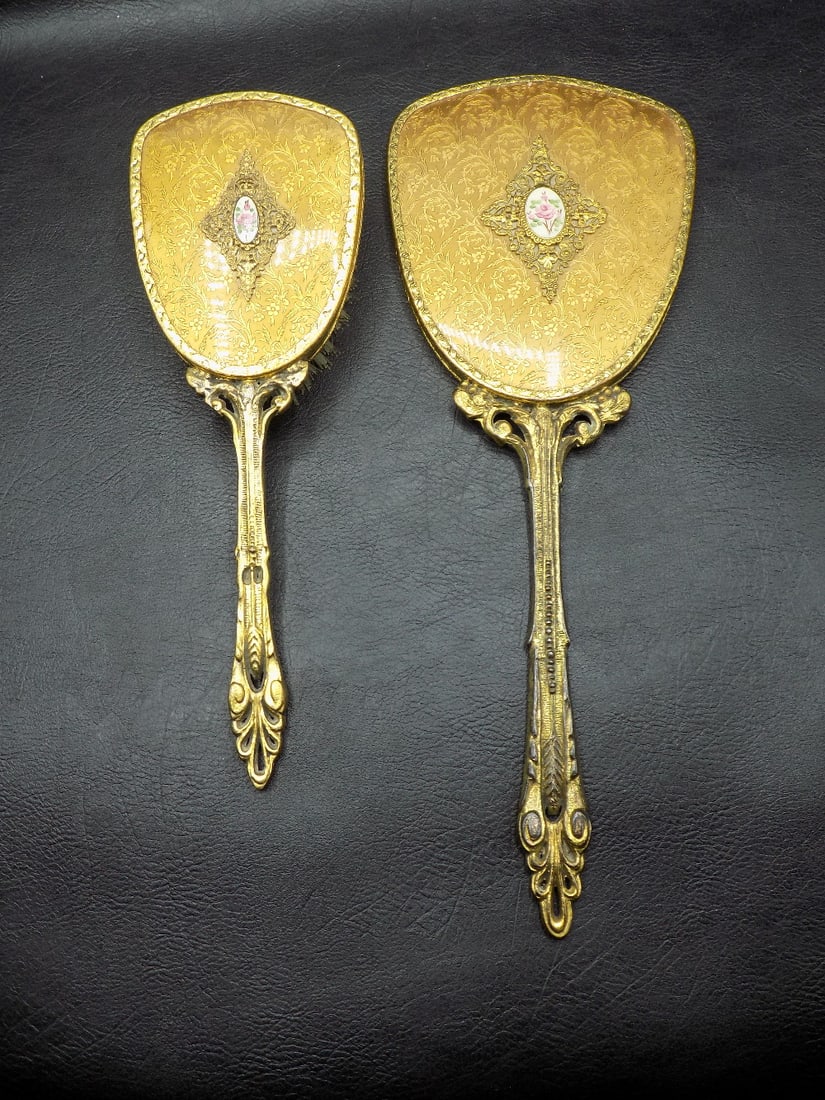 Elegant vintage mirror and brush dresser set (1 of 11)