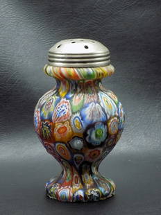 Very fine Fratelli Toso Murano millefiori art glass muffineer or sugar shaker: Very fine Fratelli Toso Murano millefiori art glass muffineer or sugar shaker. Fabulous colors. Great quality and detail. 5 inches tall x 2 5/8 inches wide near center. Has a small thin band on base a