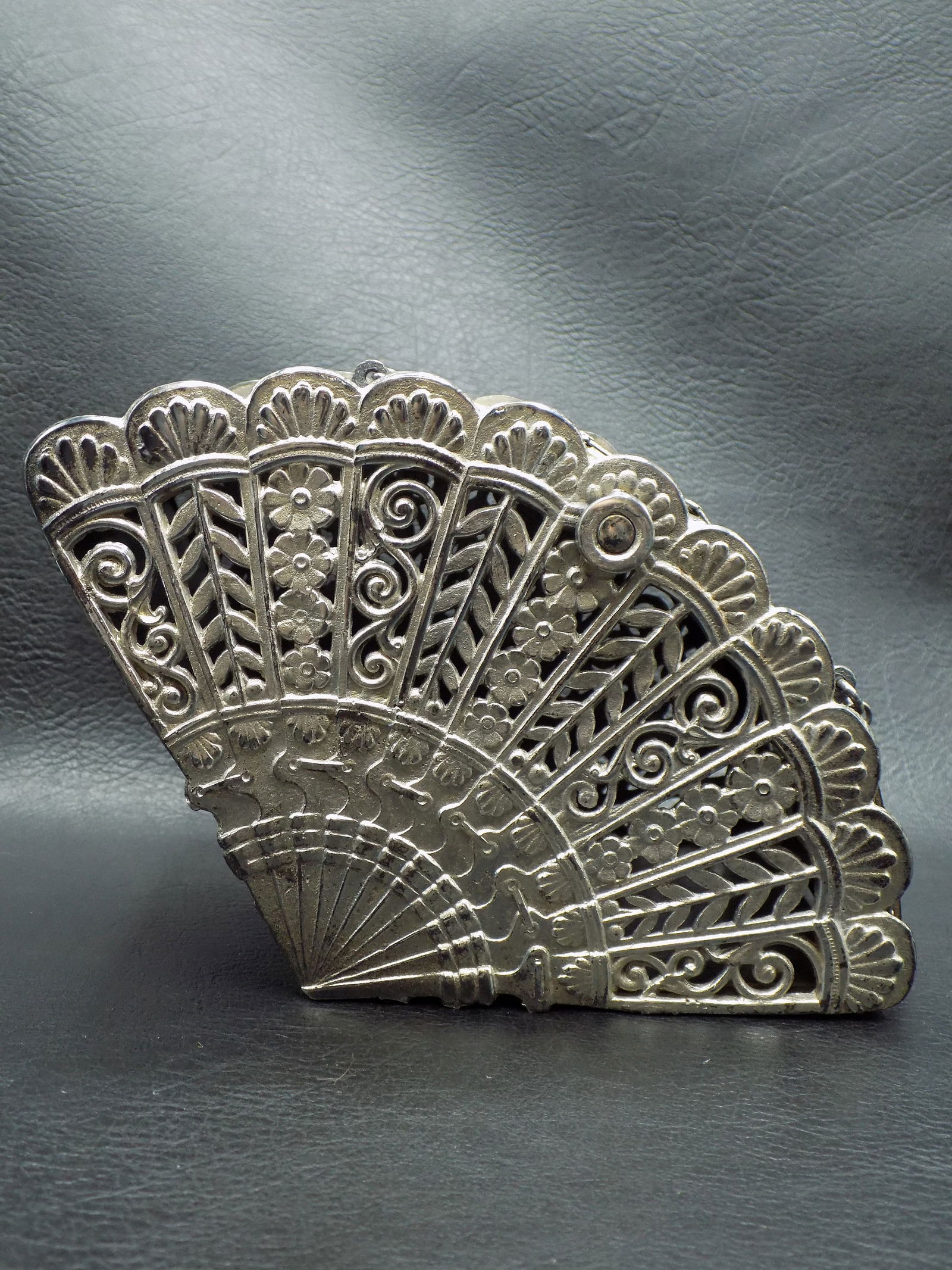 Ornate antique Pairpoint fan shaped silverplate jewelry box. (1 of 7)