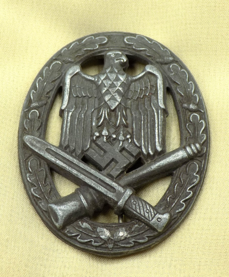 WW II German General assault badge (1 of 3)