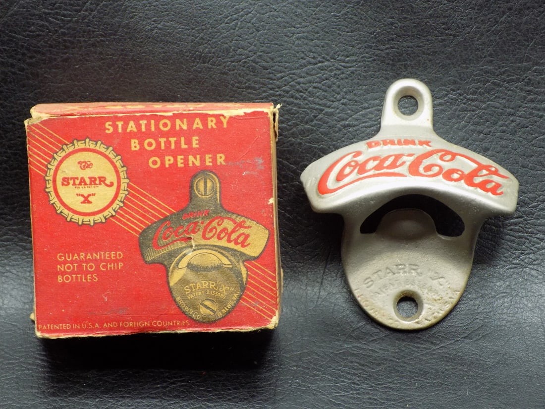 Antique Coca Cola bottle opener with original box (1 of 7)