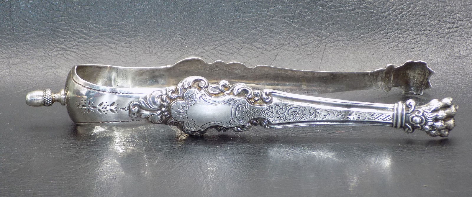 Fancy antique sterling silver ice cube tongs (1 of 10)