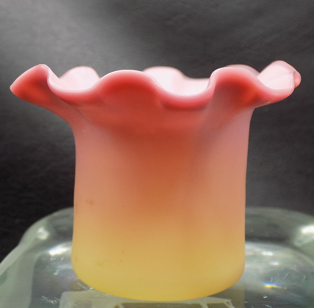 Vintage Burmese art glass toothpick holder (1 of 5)