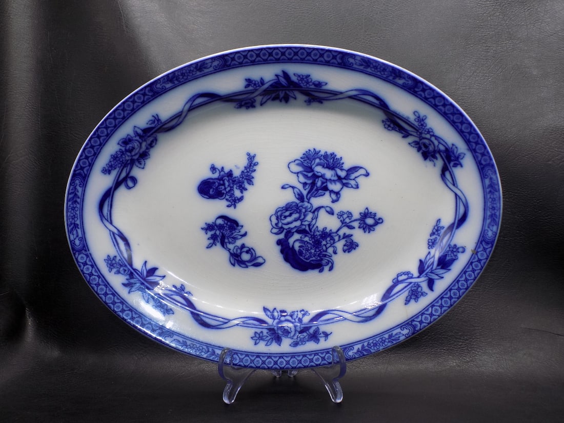 Splendid Flow blue plater. (1 of 4)