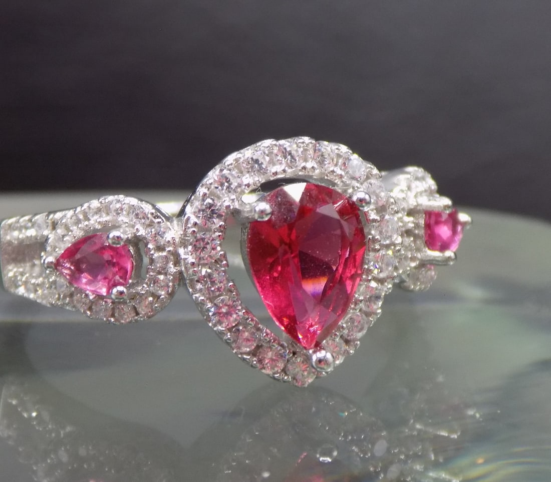Beautiful 3 cwt ruby and topaz sterling silver ring (1 of 6)