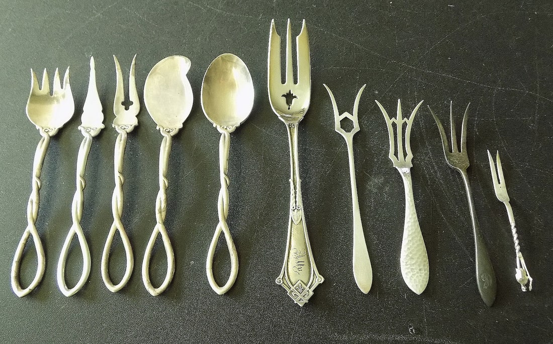 Ten unusual vintage sterling silver serving pieces (1 of 4)