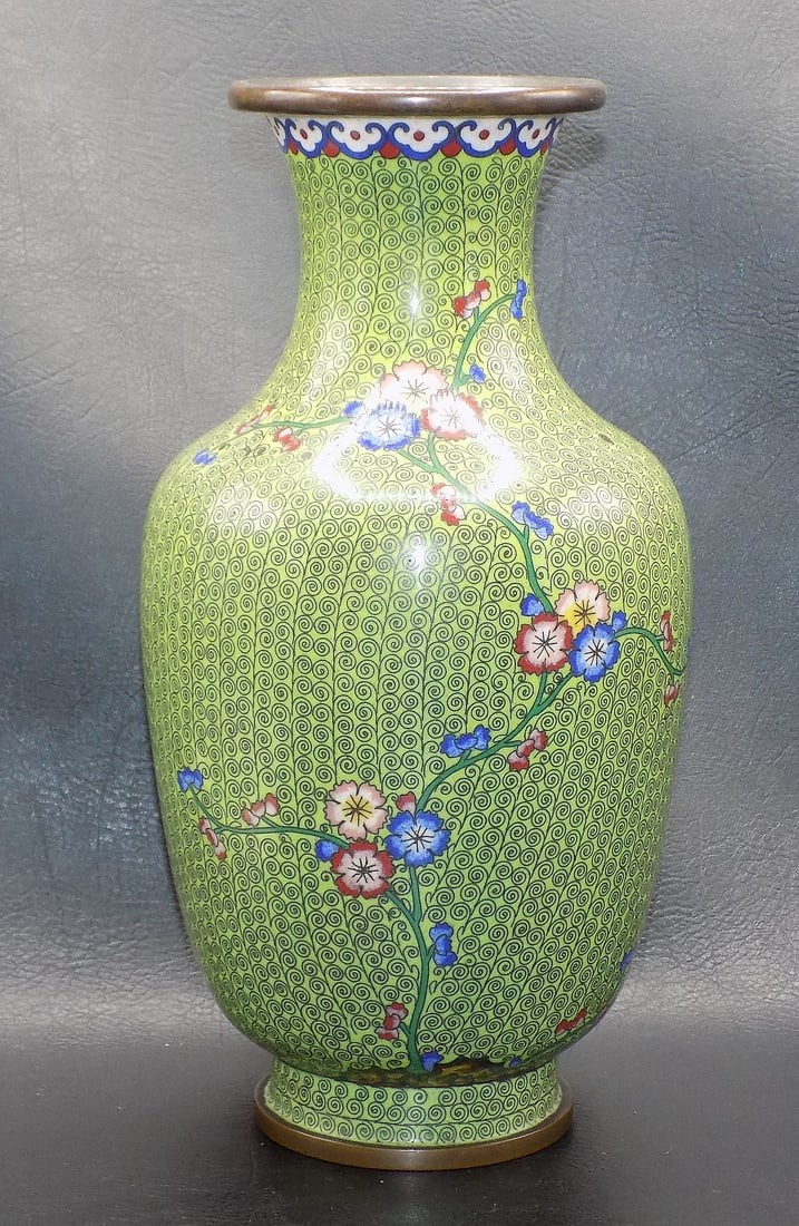 Lovely vintage Oriental cloisonne vase (1 of 11)