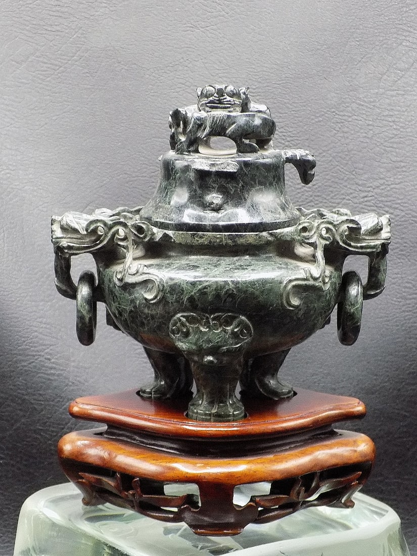 Fine vintage Oriental hand carved jade censor on wood base (1 of 12)