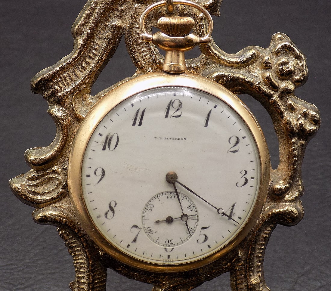 Vintage Longiness Watch Co.  Swiss 15 jewel.  Gold fill case (1 of 5)