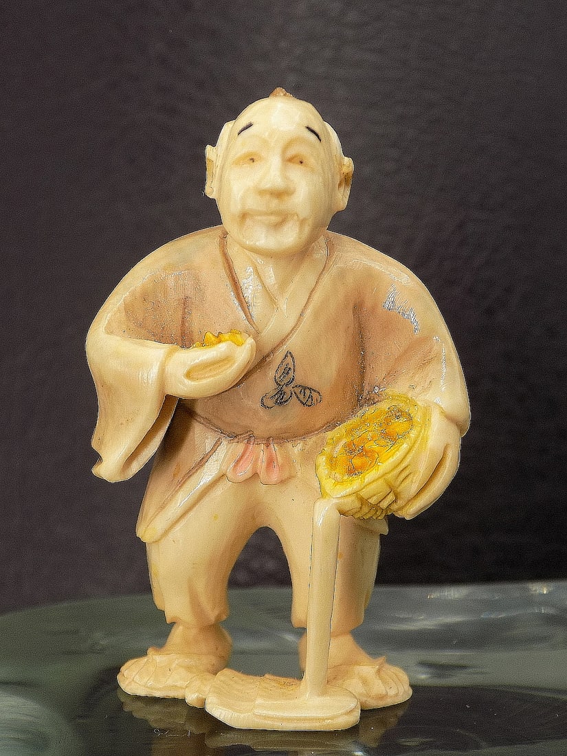 Exceptional vintage Oriental carved Netsuke (1 of 7)