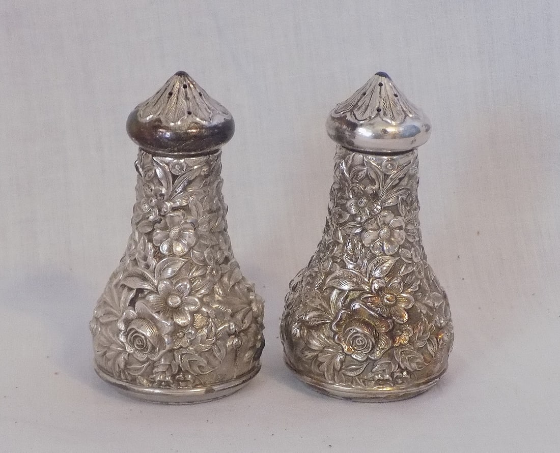 Fabulous pair of S. Kirk and Son Repousse salt and pepper shakers (1 of 4)