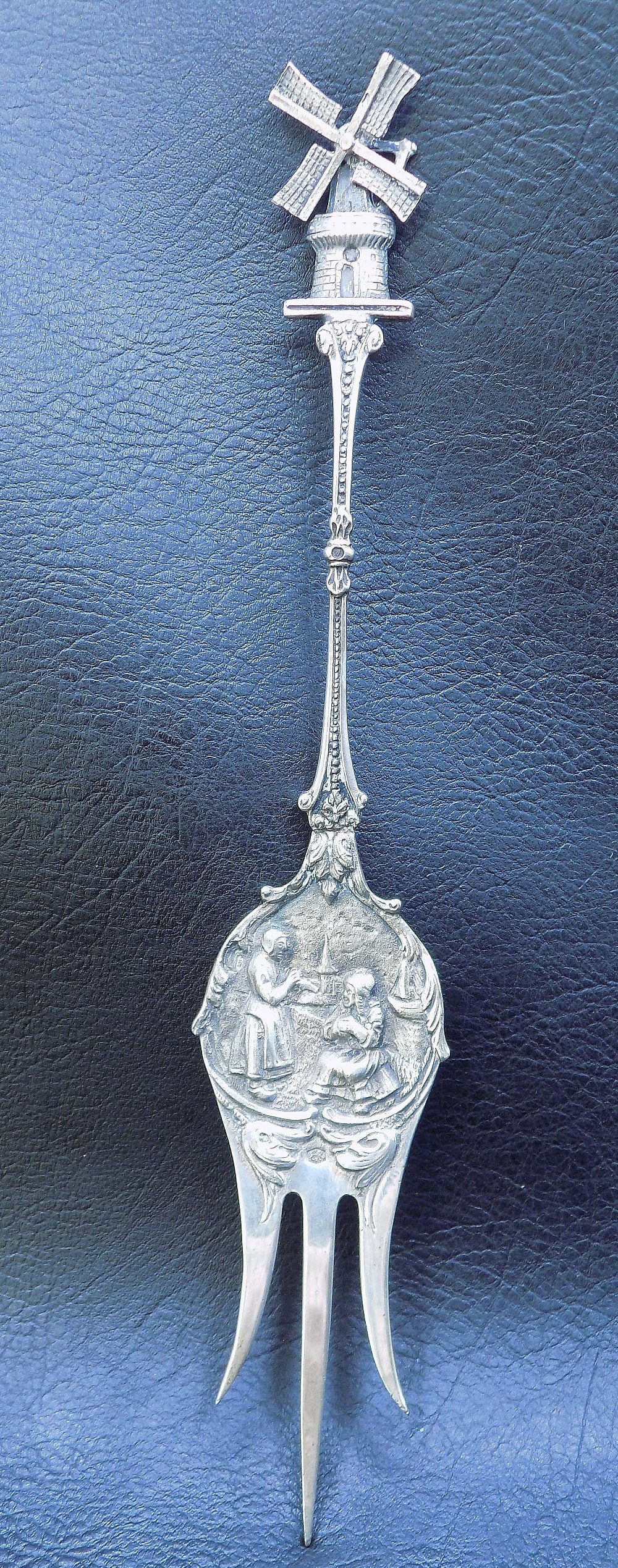 Fancy vintage large sterling silver fork (1 of 5)