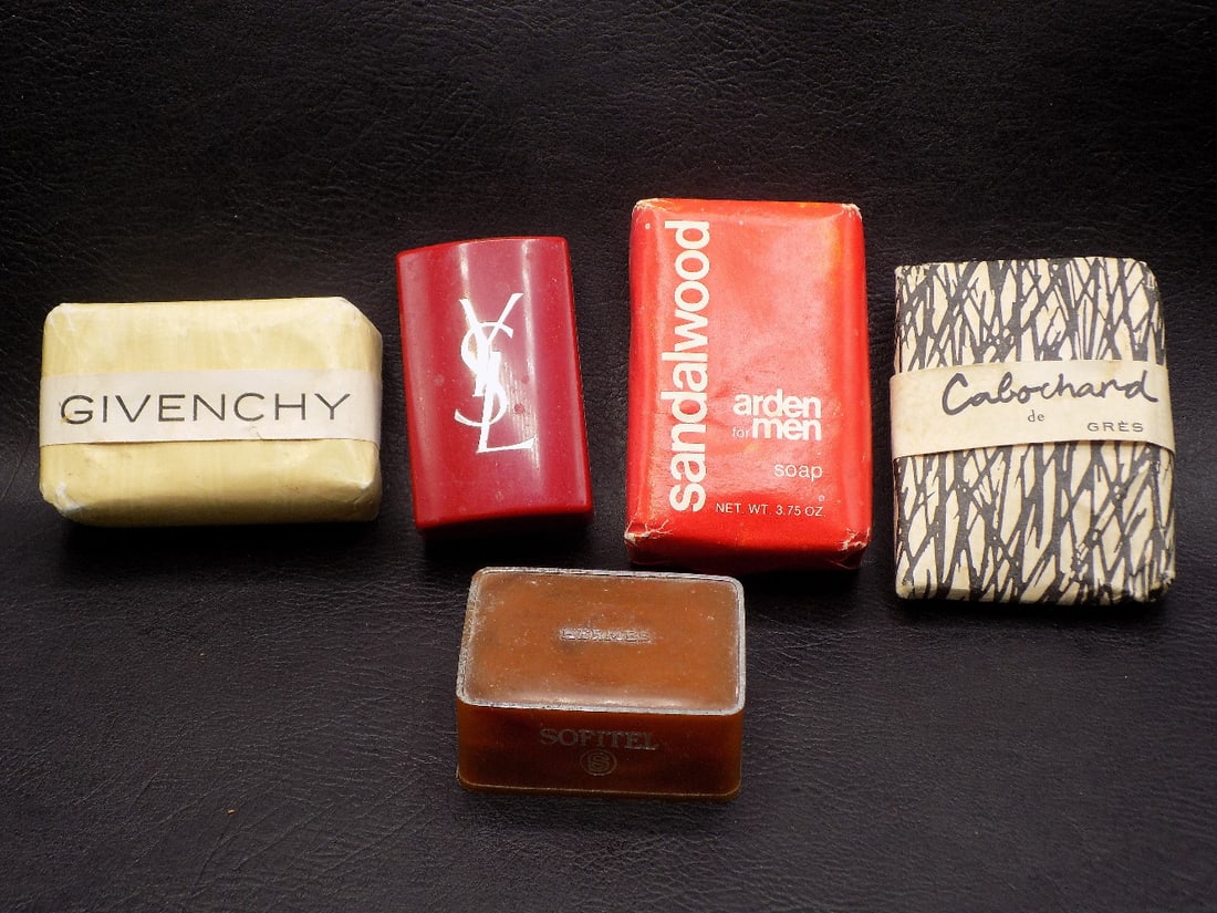 Vintage box of soaps in original wrapping: Vintage box of soaps in original wrapping. Hermes, Val St. Lambert Elizabeth Ardi, Givenchy, Cabochard de Gres. Please see photos. Hermes box 2 ¼ x 1 5/8 x 7/8 inches tall