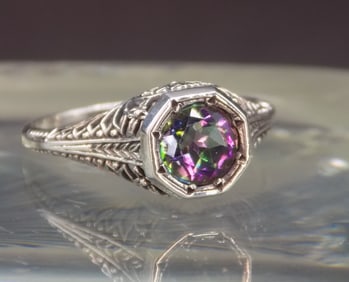 Beautiful 1 ct rainbow topaz sterling silver ring