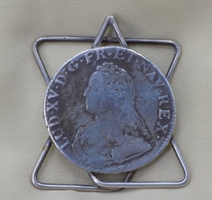 1700s French coin money clip. lud xv dg fr et nav rex