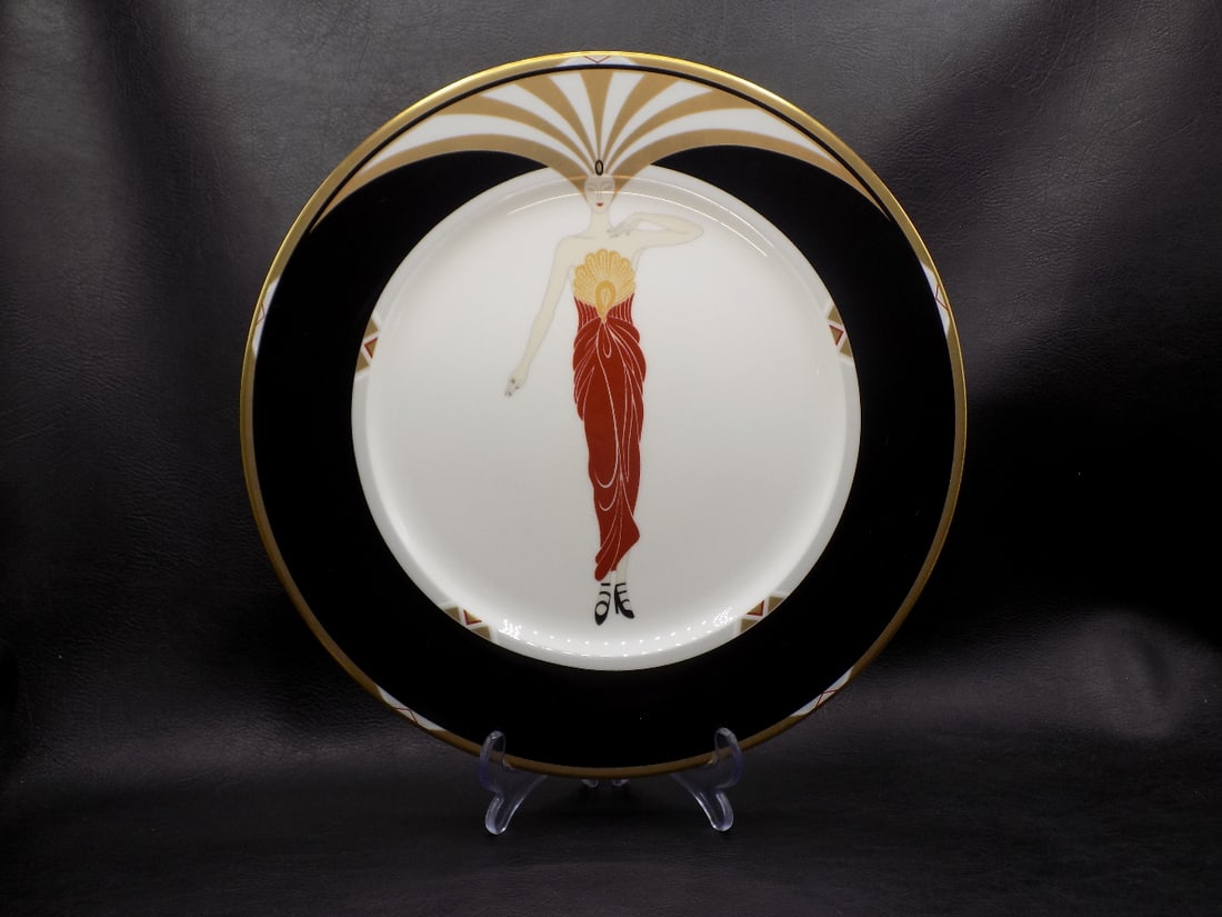 Exquisite Erte plate. (1 of 5)