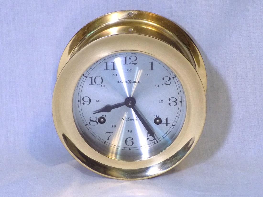Antique Howard Miller brass ships clock (1 of 5)