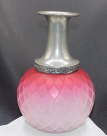 Pretty antique Webb pink satin diamond quilted art glass vase