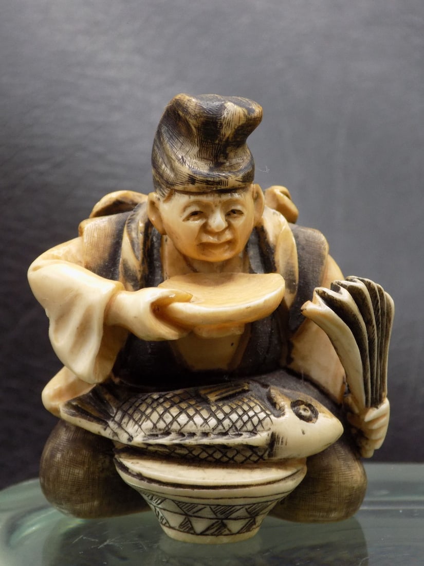 Very nice vintage Oriental carved Netsuke (1 of 7)