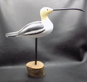 Vintage handmade shore bird. Hand painted
