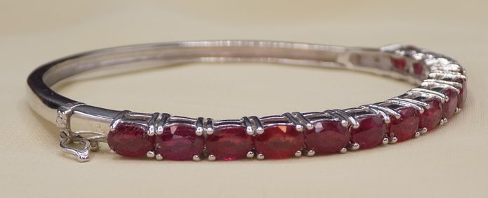 Beautiful rubies sterling silver bracelet