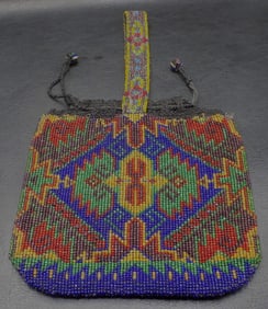 Beautiful Art Deco beaded purse