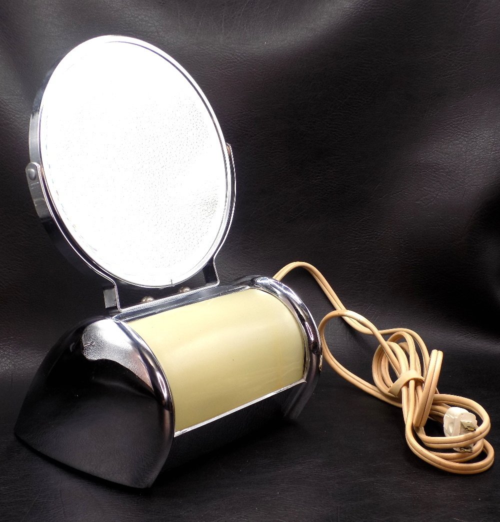 Unusual Art Deco chrome make up lamp with mirror (1 of 5)